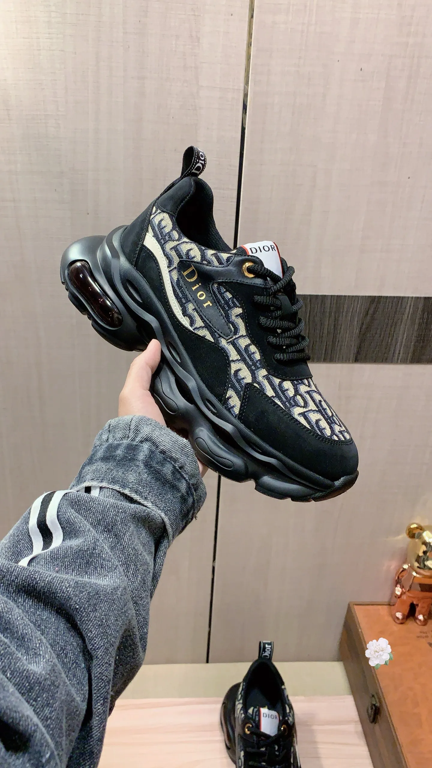Men's men's shoes💰460💰💰🎩🎩[Lightning][Lightning] "Dior DIOR*" latest • popular casual shoes, top brand [seduce] luxury ~ purchasing agency, top ~ quality. [Strong] The upper is made of imported breathable cowhide with material ➕ breathable sheepskin feet (•) and fine workmanship. The original stylish and stylish soft rubber wear-resistant and non-slip outsole is light and comfortable on the feet. The real thing looks better when photographed in person. 012: code: 38-44, 2️⃣ colors selected
